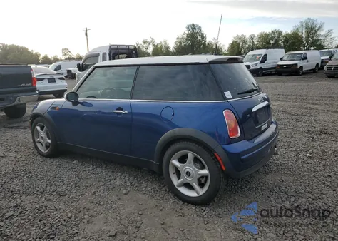 2004 Mini Cooper из США, поврежденный, VIN WMWRC33424TC53324